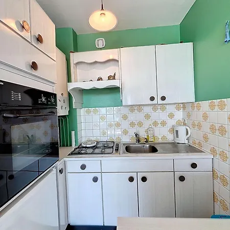 Appartement Avec Balcon Au Port De Plaisance De Granville - Fr-1-361-119 *