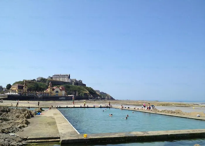 Avec Balcon Au Port De Plaisance De - Fr-1-361-119 Granville