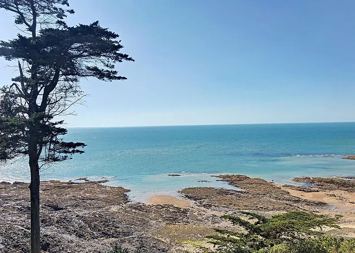 Appartement Avec Balcon Au Port De Plaisance De Granville - Fr-1-361-119 *