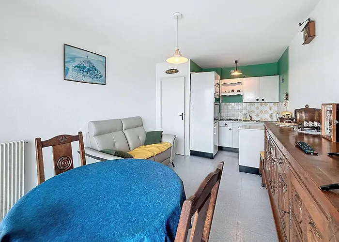 Appartement Avec Balcon Au Port De Plaisance De Granville - Fr-1-361-119